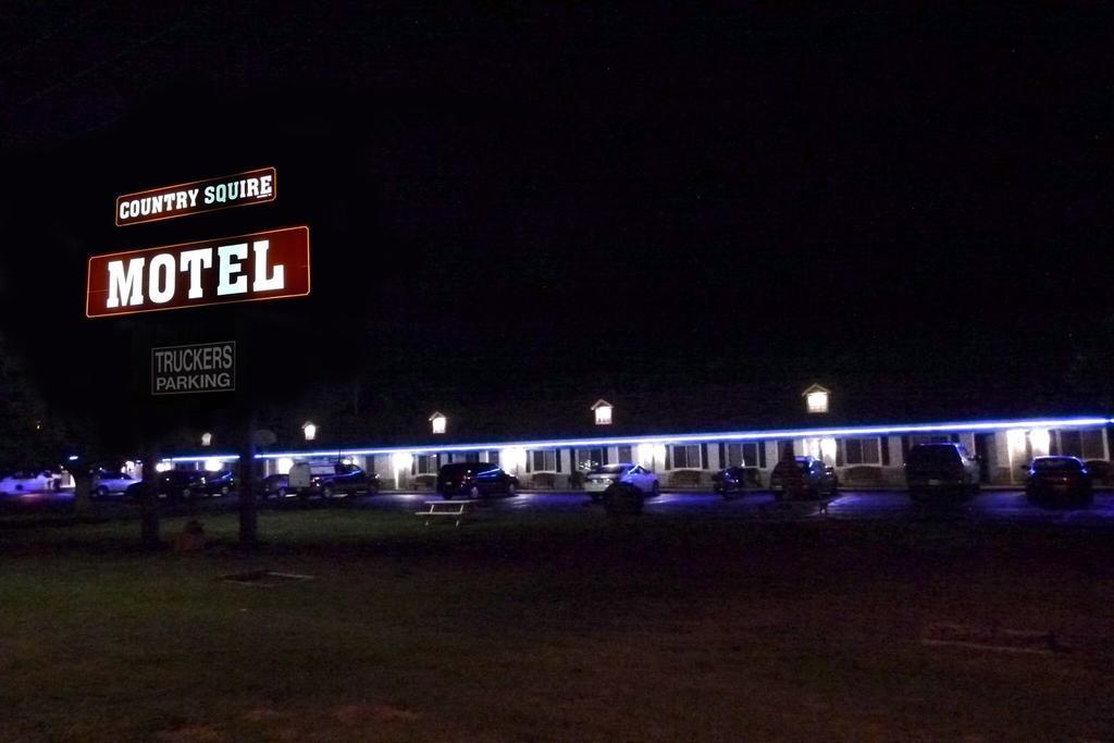 Country Squire Motel Arnprior Exterior foto