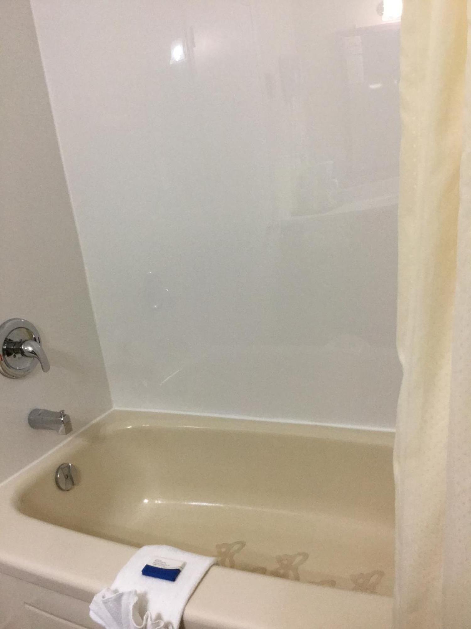 Country Squire Motel Arnprior Habitación foto